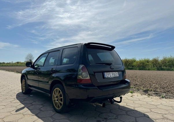 Subaru Forester cena 32900 przebieg: 284000, rok produkcji 2005 z Supraśl małe 154